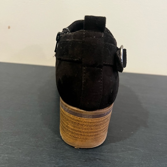 Sonoma Black Suede Ankle Booties with Chunky Heel/size 6 - Picture 9 of 12